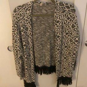 Boho style fringe Cardigan